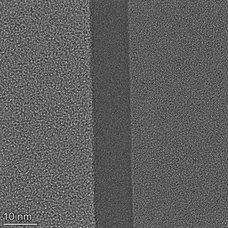 Aluminium Oxide TEM image (10 nm)